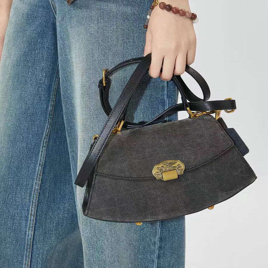 Sessiz Lüks ve Özel Stil Bayan - Quiet Luxury Bags Designer incelemesi ve fiyatı